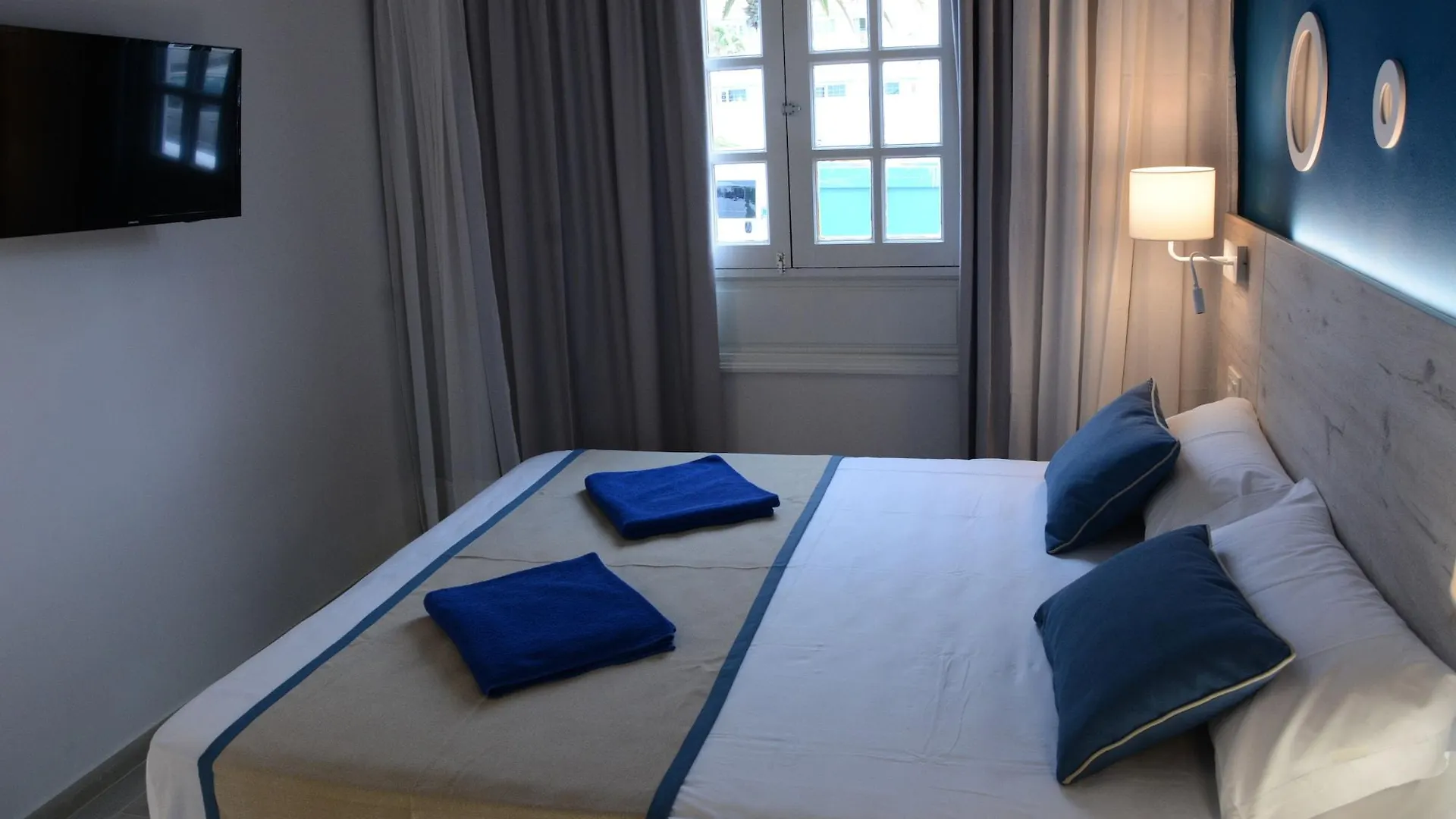 R2 Bahia Kontiki Aparthotel Puerto del Carmen  Spain