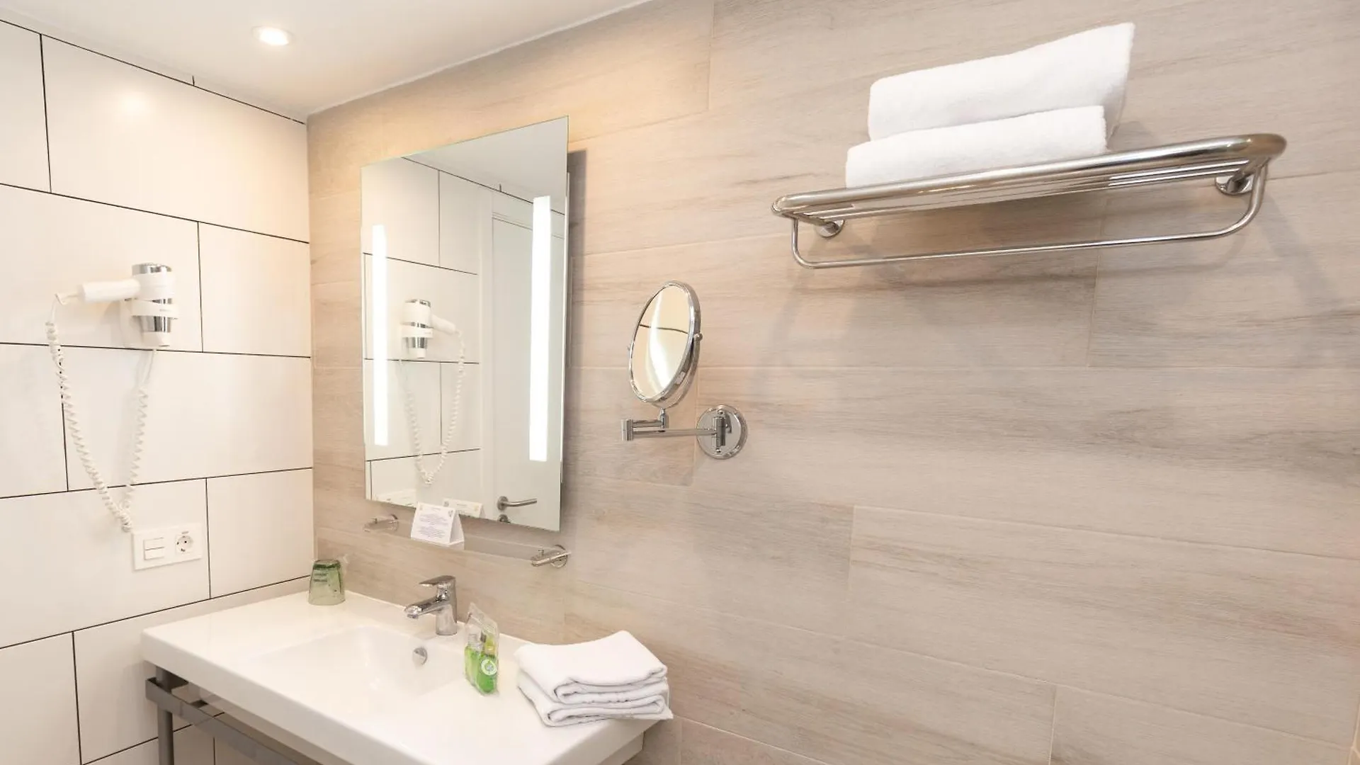 ****  R2 Bahia Kontiki Aparthotel Puerto del Carmen  Spain