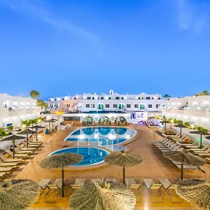 3* Hotel Adelfas