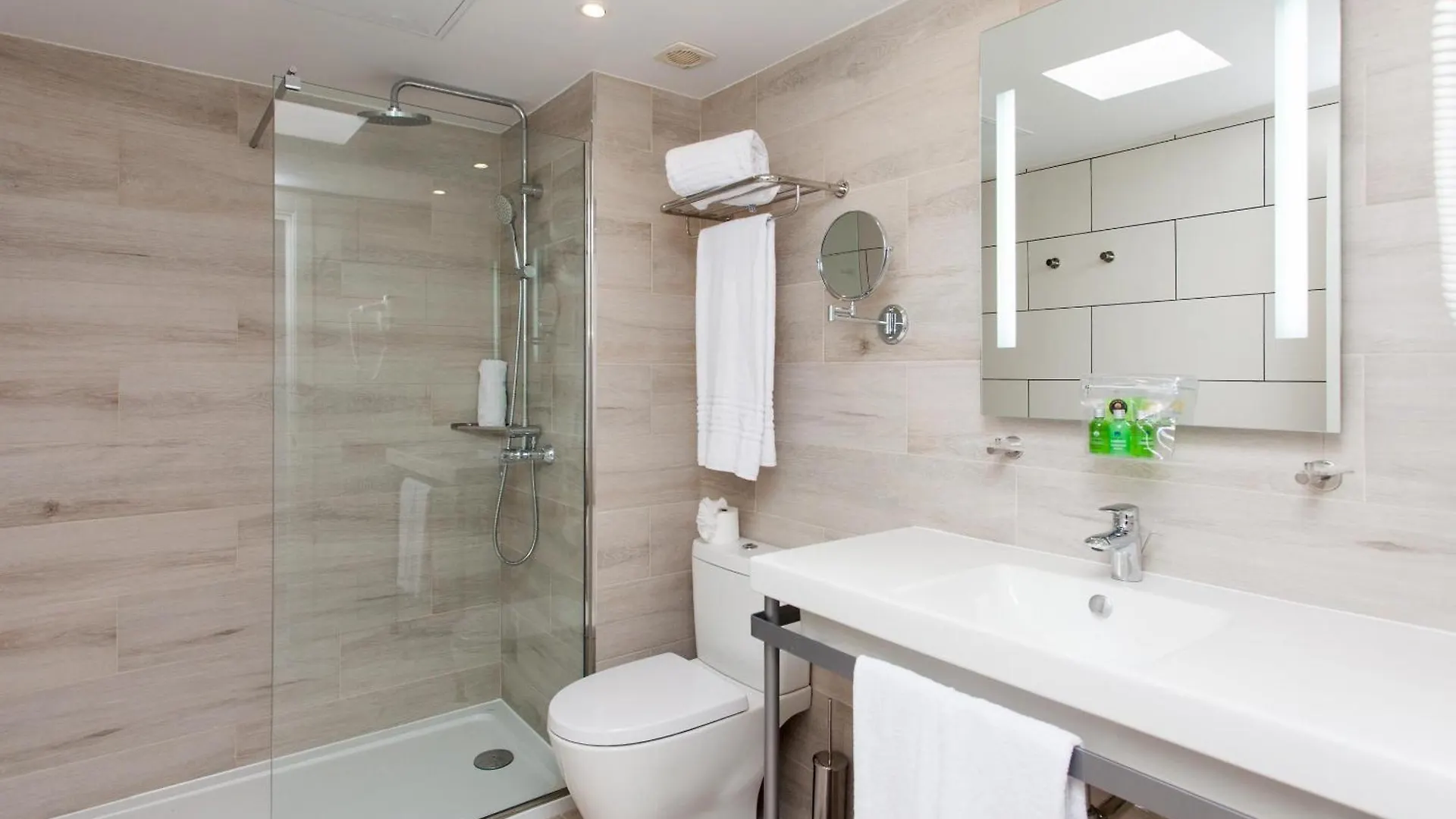 Aparthotel R2 Bahia Kontiki Puerto del Carmen  4*, Puerto del Carmen (Lanzarote) Spagna
