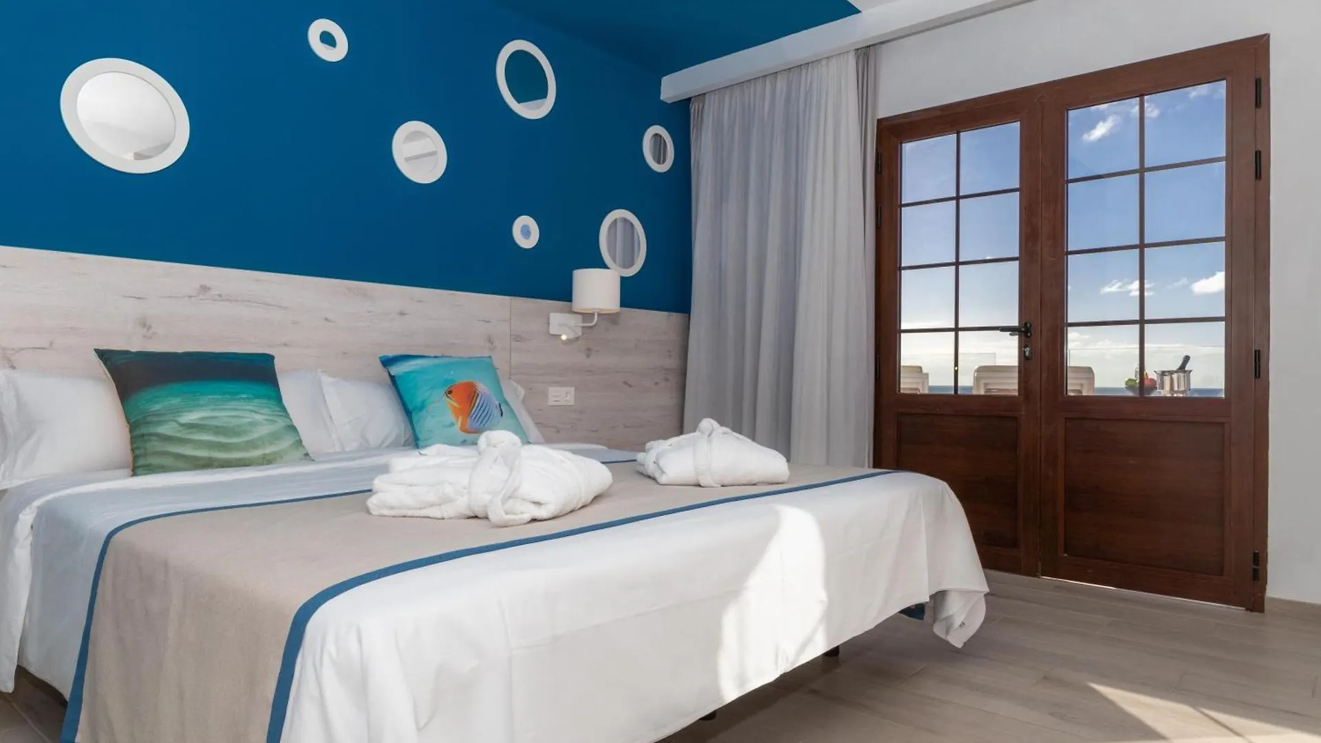 ****  Aparthotel R2 Bahia Kontiki Puerto del Carmen  Spagna