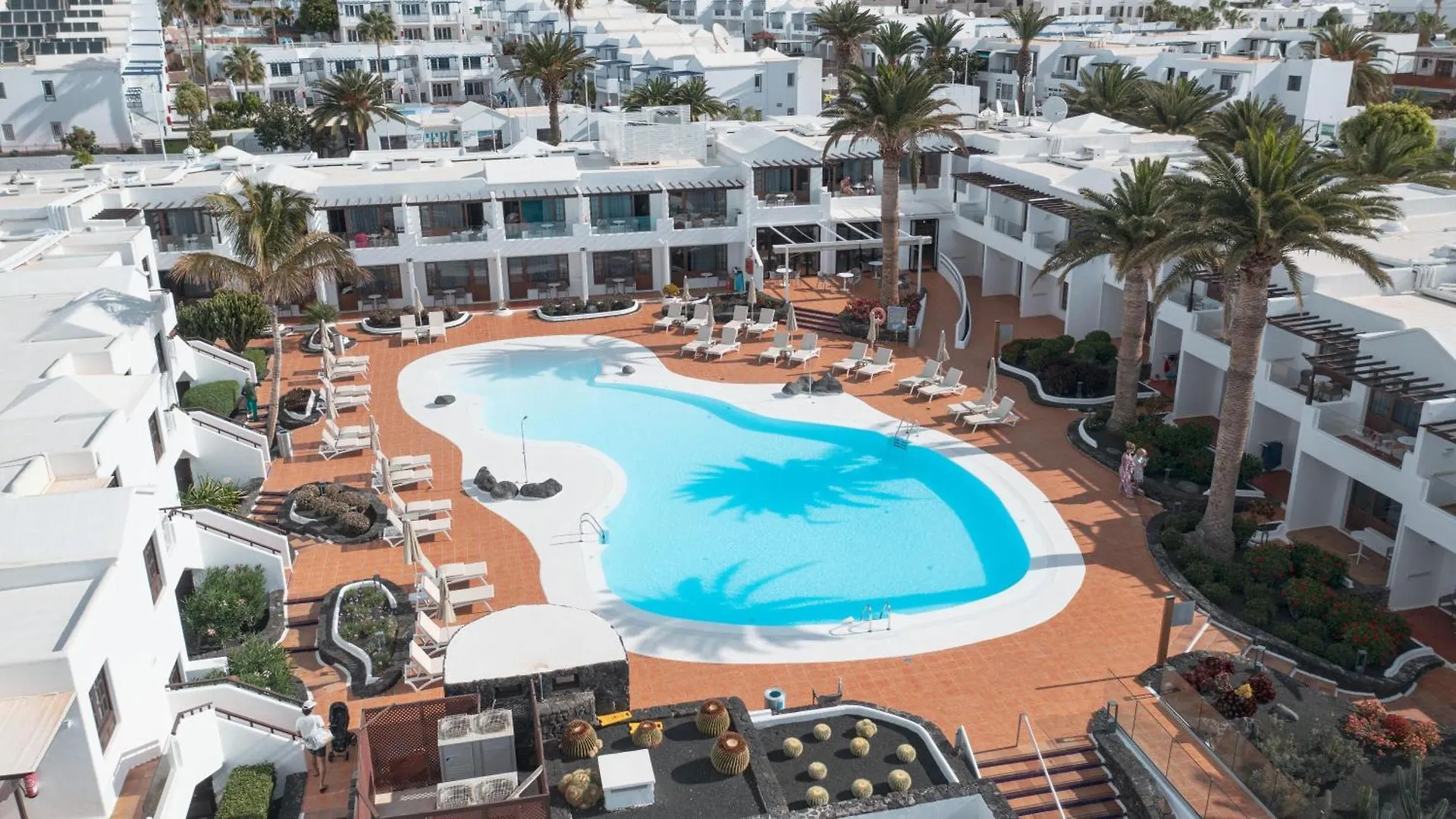 Aparthotel R2 Bahia Kontiki Puerto del Carmen  Puerto del Carmen (Lanzarote)